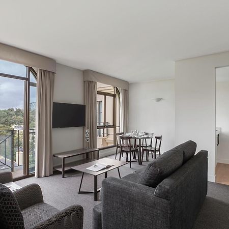 Mantra On Jolimont Melbourne Aparthotel Ngoại thất bức ảnh