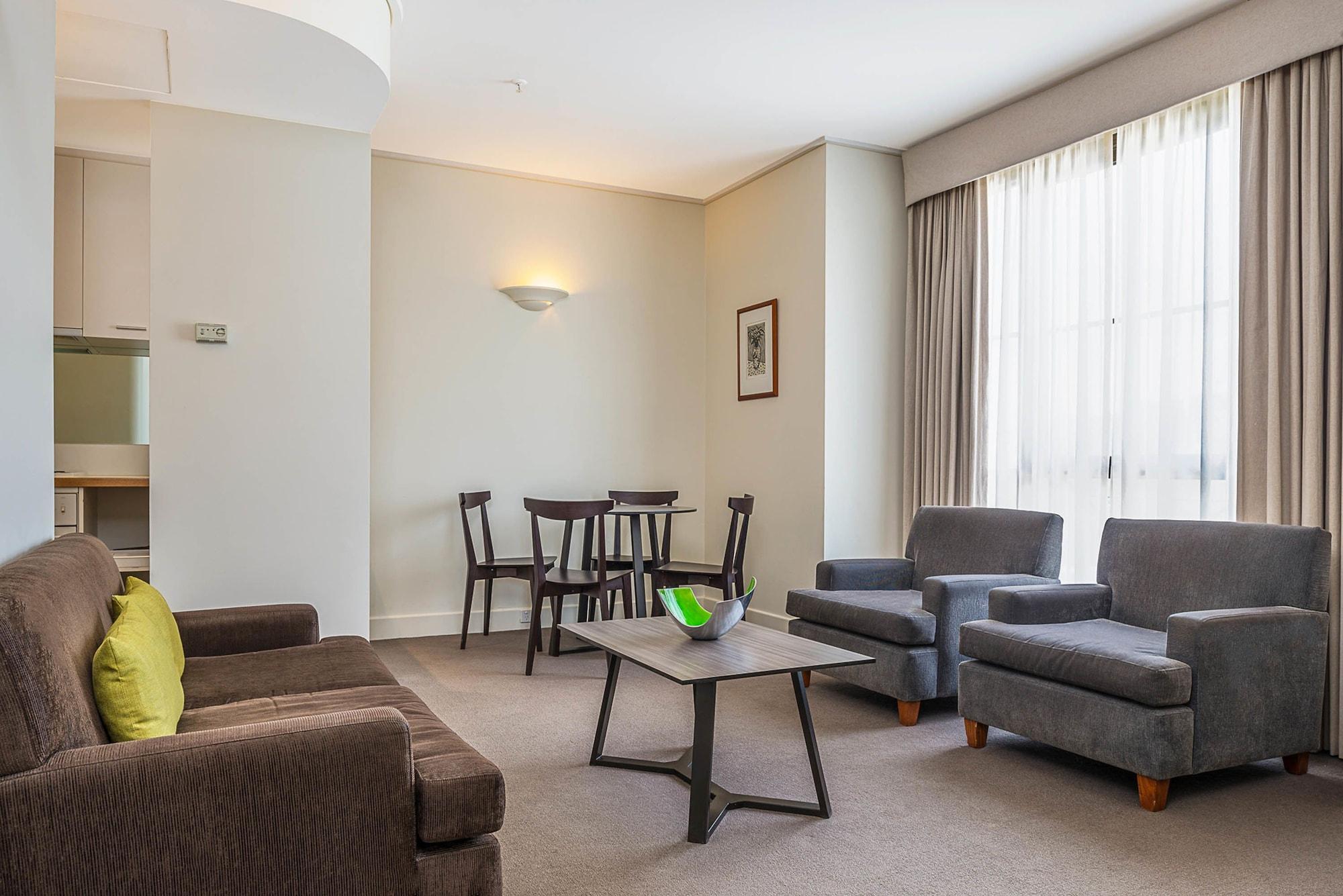 Mantra On Jolimont Melbourne Aparthotel Ngoại thất bức ảnh
