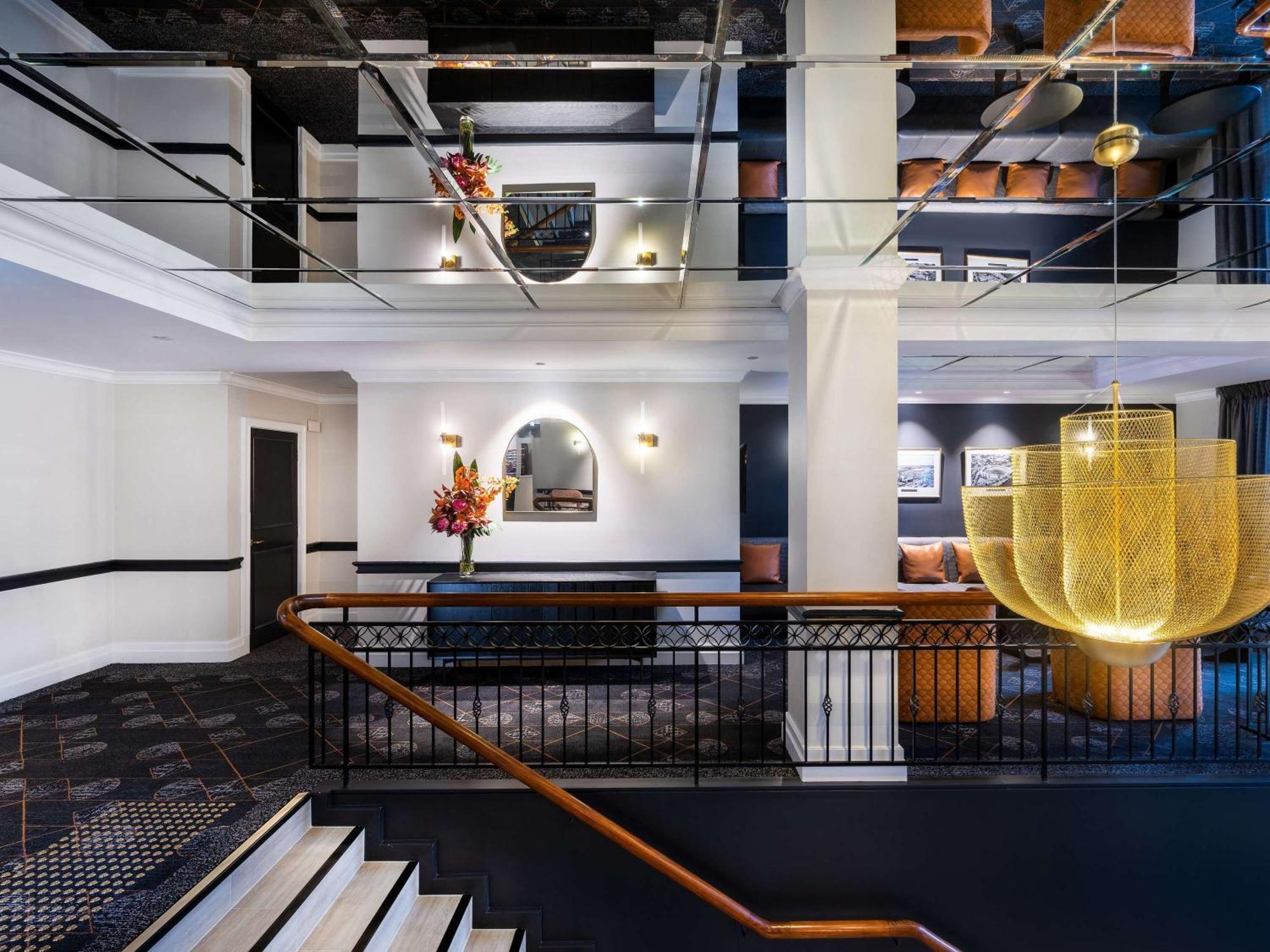 Mantra On Jolimont Melbourne Aparthotel Ngoại thất bức ảnh