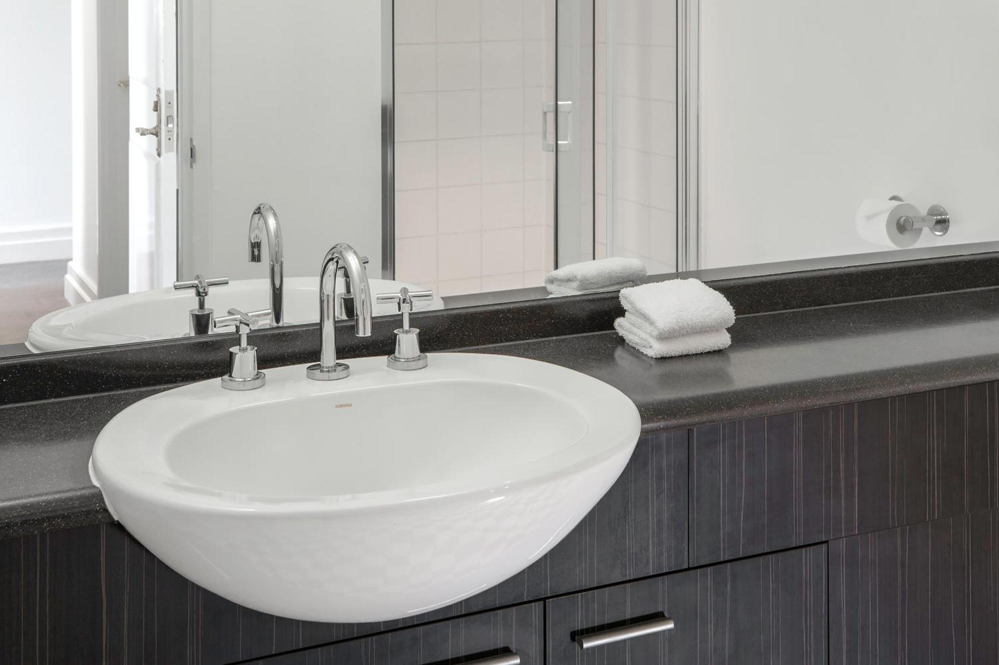 Mantra On Jolimont Melbourne Aparthotel Ngoại thất bức ảnh