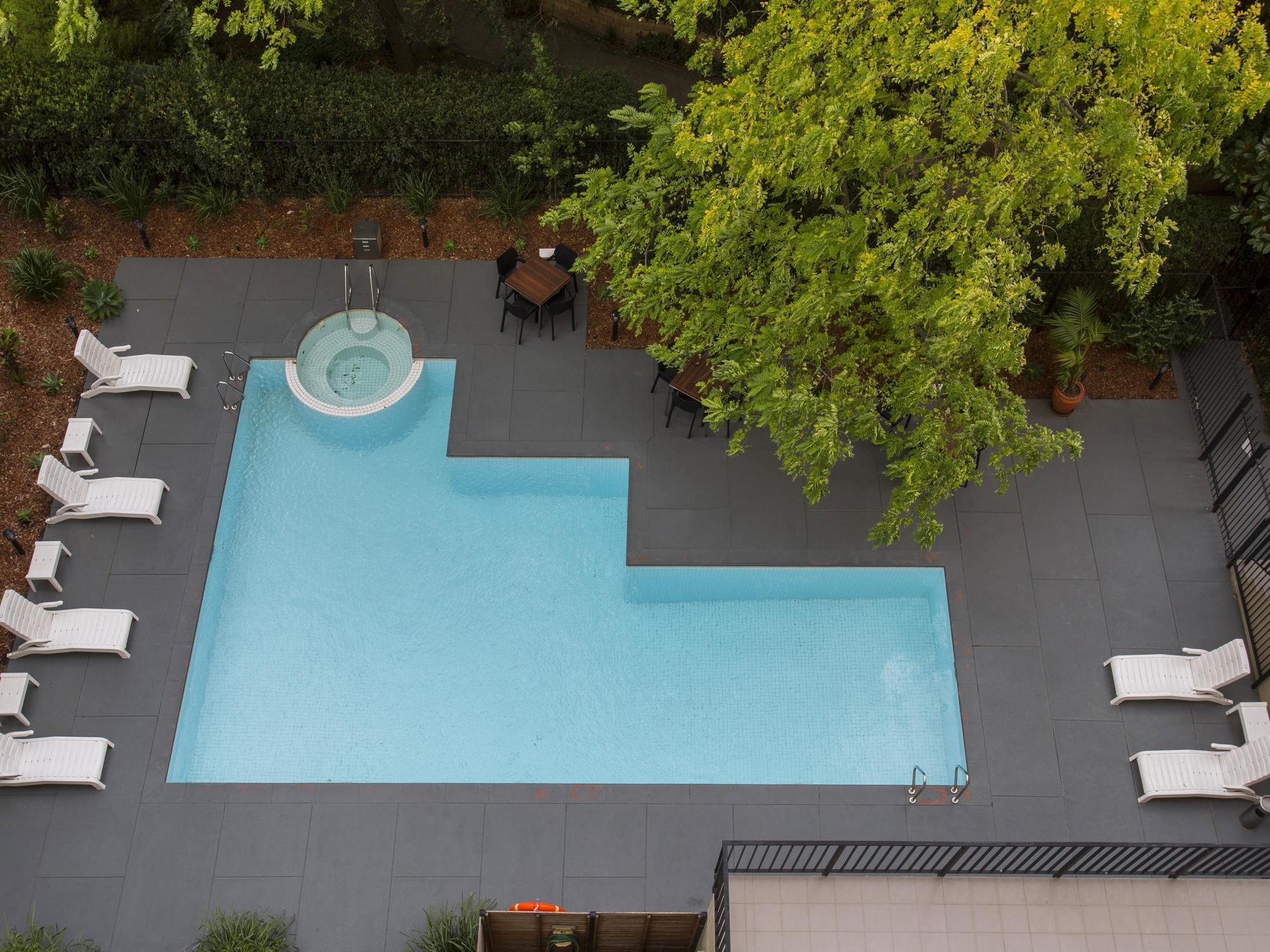 Mantra On Jolimont Melbourne Aparthotel Ngoại thất bức ảnh